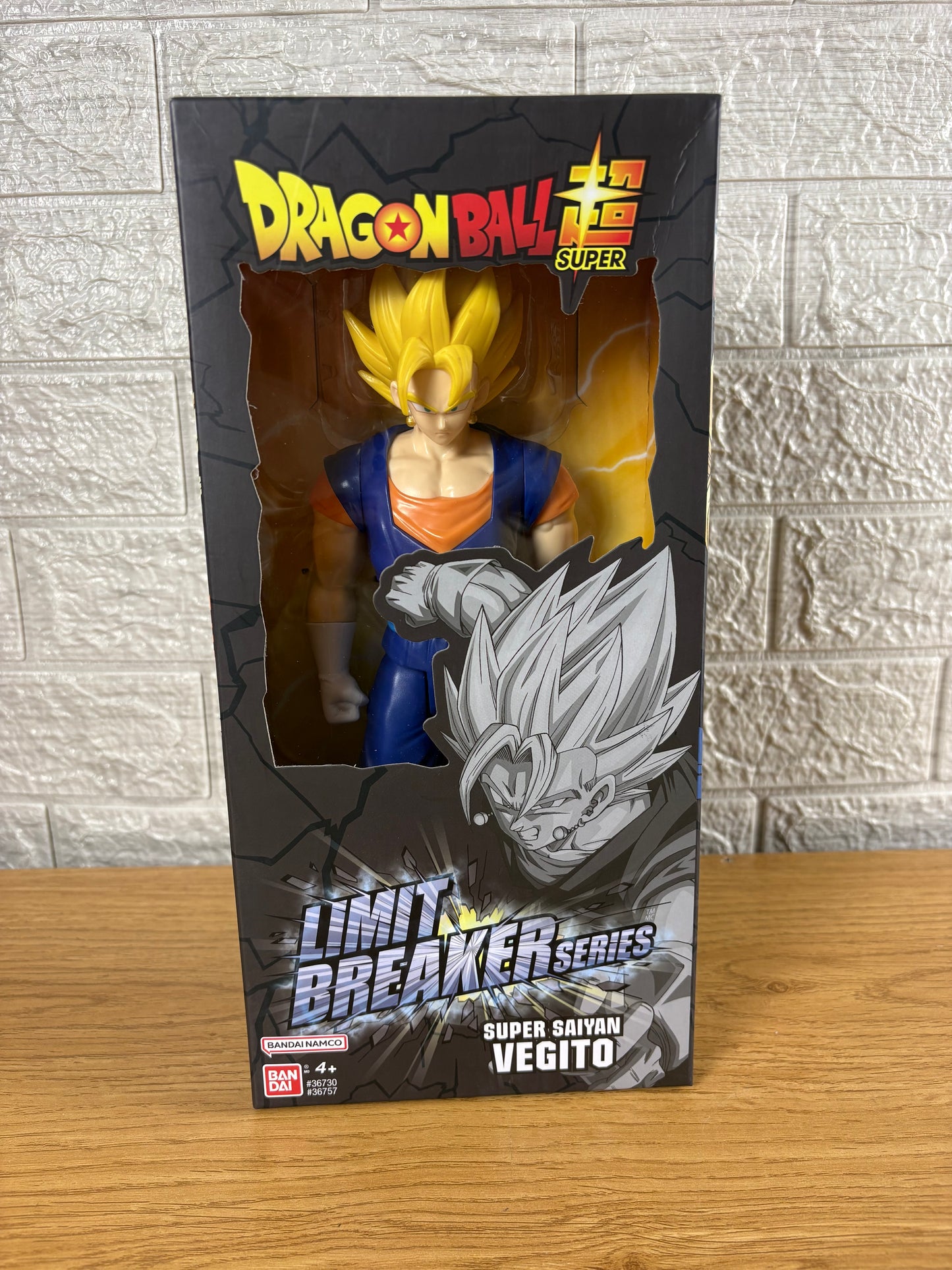 Vegito super saiyan (limit breaker) - Bandai