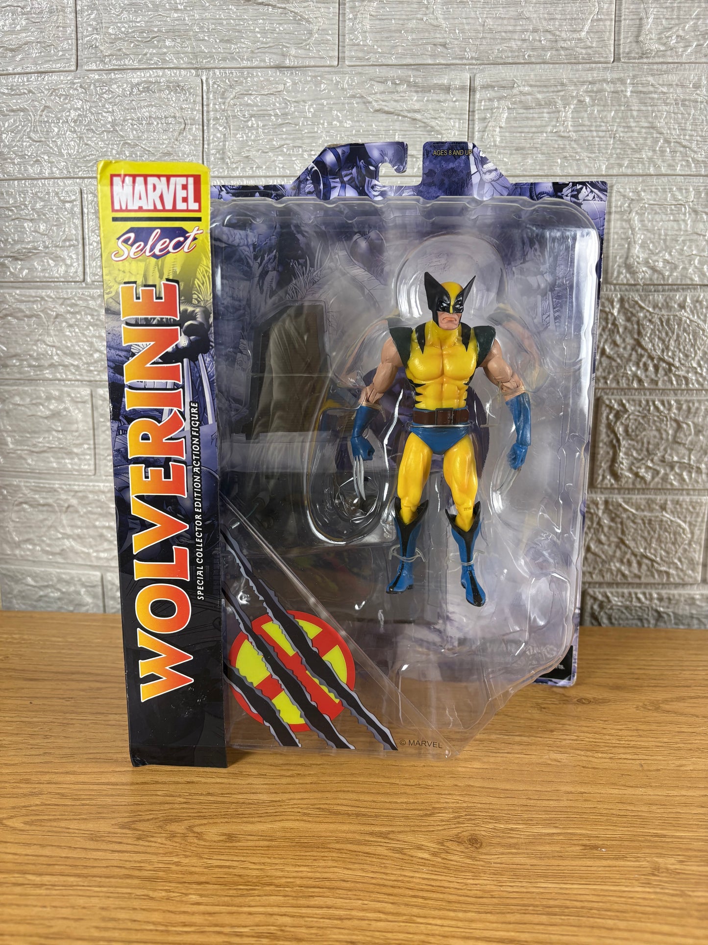 Wolverine - Marvel Select